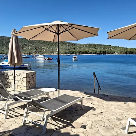 Solis 2 Apartman *
